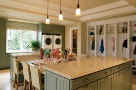 This video was 5 years in the making. House Plan 341 00298 Luxury Plan 9 820 Square Feet 4 Bedrooms 7 5 Bathrooms Dream Laundry Room Luxury House Plans Home