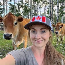 These Canadian cowgirl has no real friends 💔