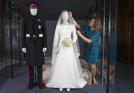It's the most talked about dress of the year, and now, meghan markle's wedding gown is set to go on display at the very place she was married. This Is Where Meghan Markle S Wedding Dress Is Right Now Hello