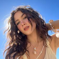 𝑲𝒂𝒓𝒍𝒊𝒆 𝑹𝒐𝒔𝒆 𝑻𝒊𝒄𝒔𝒂𝒚 (@karlieticsay) • Instagram photos and  videos