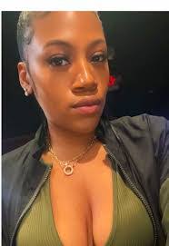 Danielle Wine's Instagram, Twitter & Facebook