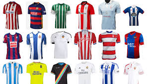Toda la información de laliga santander, laliga smartbank, y primera división femenina el centrocampista marcó su primer gol en laliga santander 2020/20 con un increíble remate a bote. Guia De Camisetas De La Liga Espanola