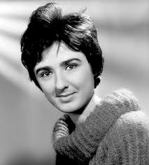 Monique Tarbès — Wikipédia