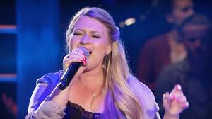 Bildergebnis für julia schüler voice of germany