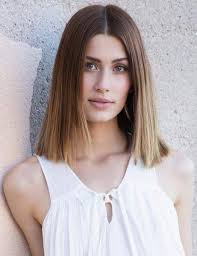 Coupe Carre Long Tendance 2019 Recherche Google Cheveux Mi Long Coupe De Cheveux Coiffure Carre Long