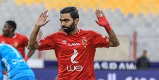 ودخل الشحات كبديل مع بداية الشوط الثاني بدلا من اللاعب طاهر محمد طاهر. Ø§Ù„ÙˆØ·Ù† Ø³Ø¨ÙˆØ±Øª Ø¹Ø¶Ùˆ Ø¬Ø¯ÙŠØ¯ ÙÙŠ Ù…Ø³ØªØ´ÙÙ‰ Ø§Ù„Ø£Ù‡Ù„ÙŠ Ø¥ØµØ§Ø¨Ø© Ø­Ø³ÙŠÙ† Ø§Ù„Ø´Ø­Ø§Øª