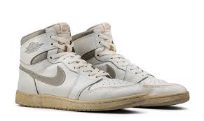 Air Jordan 1 Retro Og Collection Jordan Com Air Jordan I Og White Natural Grey Air Jordans Jordans High Top Sneakers