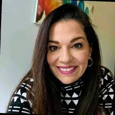 Lily Robles's Instagram, Twitter & Facebook