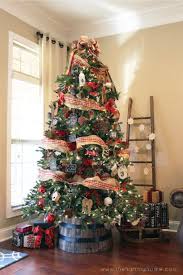 Just feature your christmas tree with some homemade ornaments or you can give it any kind of personalized. 71 Incredible Rustic Farmhouse Christmas Decoration Ideas Christmas Decorations Rustic Rustic Christmas Tree Country Christmas Trees