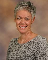 Leslie Coughlin's Instagram, Twitter & Facebook