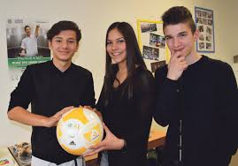 Bei nachfragen oder anliegen können sie. Immer Am Ball Bleiben Velbert