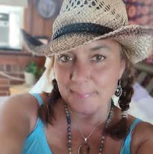 Fall outdoor family photo sessions near Mount Washington?