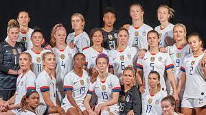 Fue campeona de la copa mundial femenina de la fifa en 4 ocasiones en 1991, 1999, 2015 y 2019. Seleccion Usa Femenil Seleccion Femenil De Estados Unidos Es Nombrada Atleta Del Ano Por La Revista Time Marca Claro Usa