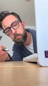 when i try to plug in a USB…