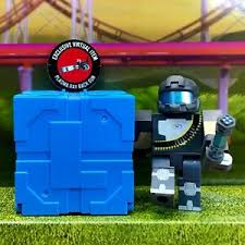 Cheatchannel is updated everyday so check back often roblox jailbreak hack. Roblox Series 9 Tower Defense Simulator Minigunner New Plasma Ray Back Gun Code Ebay