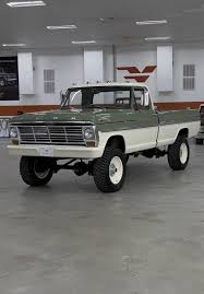 Image result for Beige 1990 Barrett Truck U-Drive