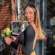 Survivor aleyna kalaycıoğlu'nun annesi zuhal kalaycıoğlu'dur. Survivor Aleyna Kalaycioglu Kimdir Aleyna Kalaycioglu Kac Yasinda