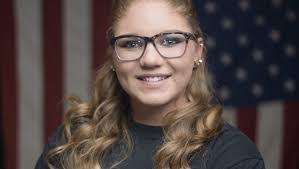 Alexis Allen's Instagram, Twitter & Facebook