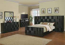 Save $1,104 was now 1295.95 $ 1,295. 7 Piece Wave Bedroom Set With High Boy Chest In Deep Glossy Chocolate Brown Finish By Coaster 201361
