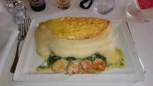 L Omelette Aux St Jacques Tres Bonne Mais 49 Photo De L Auberge De La Mere Poulard Mont Saint Michel Tripadvisor