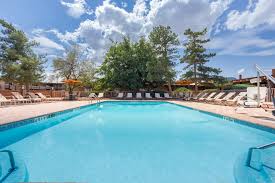 More images for monument valley pool photos » Kayenta Monument Valley Inn