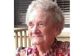 Edna Beach's Instagram, Twitter & Facebook