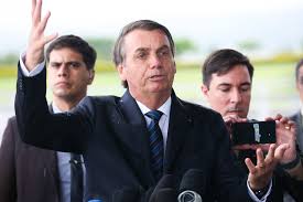 O brasil não é para amadores!‬ homem ameaça jair bolsonaro vamos fazer esse lampião maluco fica famoso? Apos Xingamento A Jornalista Abraji Considera Tratamento De Bolsonaro Como Assedio Moral Pais Jornal Nh