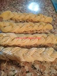 Griwech Tresse Nouveau Modele De Gateau Algerien Felcouzina Alimentation Idee Recette Gateau Oriental Facile