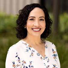 Dr. Diana Ceballos Robles