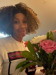 Have You Seen a 52-Year-Old Grandma who is a Baddie This Youthful?🔥 A  mother of four, a grand mother. And still serving looks like she's in her  30s! Aging? She doesn't know