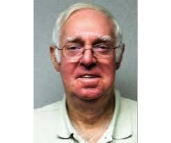 Dwight Graves's Instagram, Twitter & Facebook