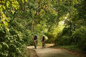 However, hiking does have risks so please stay with the group and watch out for potential dangers on the trails. Check Out These Hiking Biking And Walking Trails Around Springfield