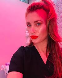 Sara Heath (@sararenee122) • Instagram फोटोहरू र भिडियोहरू