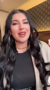 Iris Frenchie Tiroliaine