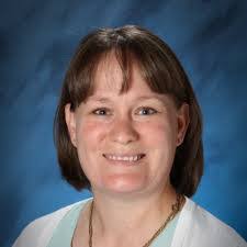 Amber Maude's Instagram, Twitter & Facebook