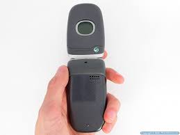 Sony Ericsson Z300 Review - Design 1 ...