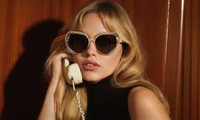 What Defines the Exclusivity of the Vertu Ruby Key