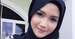 Alhamdulillah, buah hati walid pun bukan main seronok lagi dengan percutian baru2 ni. Biodata Hanna Aqeela Pelakon Comel Bila Hati Berbicara Azhan Co