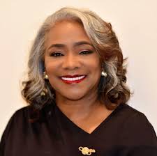 Sheree Dixon's Instagram, Twitter & Facebook