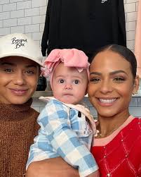 It's been six months and I'm finally getting to wrap my arms around my  little princess! So happy to see my sister @danielle_milian and my niece  Heidi! I missed you! @beignetbox