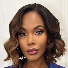 nickeymakeup • Instagram photos and videos