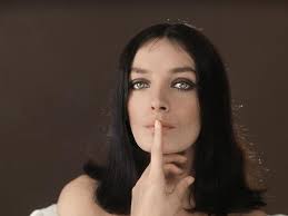 Aujourd'hui la parole est plus que d'or avec le confinement qu'on subit. La Parole Est D Argent Mais Le Silence Est D Or