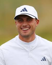 Allison Fillmore's Instagram, Twitter & Facebook