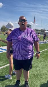 Here is a recruitment video created by Mrs. Kara Compton that we showed our  6th graders about our band program. We think it turned out really well  and...