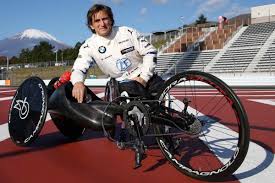 E' quanto risulta dai video acquisiti. Alex Zanardi Incidente Condizioni Gravissime L Italia Fa Il Tifo Per Lui Tutti Con Te Forza Urbanpost