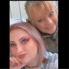 Make a no-sew fleece blanket with the cutest bow edges!! 🎀 Instructions  👉https://www.adventuresofadiymom.com/2025/02/adorable-no-sew-fleece-blanket-with-bows.html