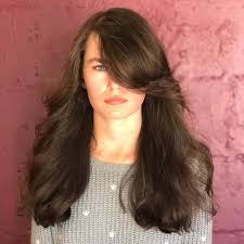 Longer hairstyles make round faces look longer but are much harder to maintain. 32 Perfect Hairstyles For Round Face Women In 2021