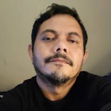 UnDíaComoHoy En 1994 se suicida el cantante estadunidense Kurt Cobain,  líder y vocalista del grupo de rock Nirvana. Se convirtió en una celebridad  a nivel mundial