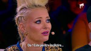 La seconda canzone segreta di mika è 9 to 5, di dolly parton. Moment Unic Pe Scena Iumor Classical Brothers CantÄ La Pian Cu Un Instrument Mai PuÈin ObiÈnuit Youtube