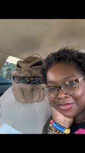 Профил за Charlotte Martin